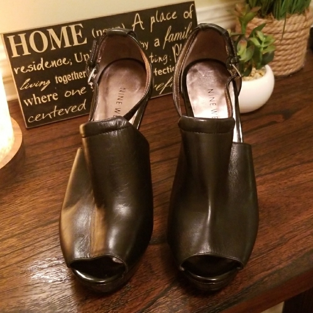 Nine West black platform heels size 7